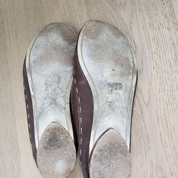 Browns size 7 brown leather moccasin flats - Picture 8 of 11